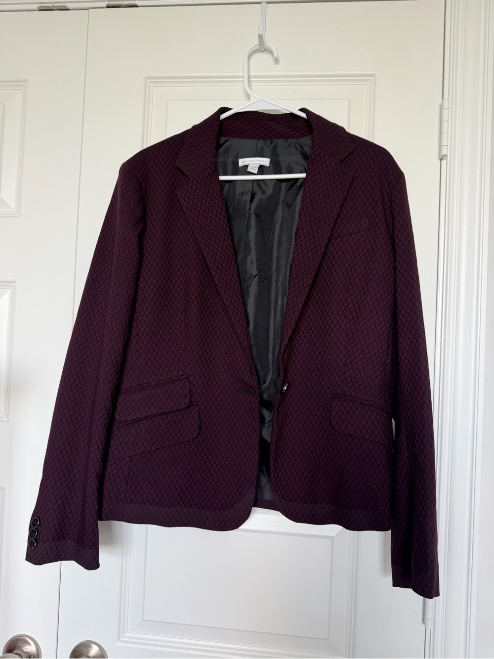 New York & Company Quilted Plum Single-Breasted Sport Coat